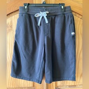 Men’s Canadiana dark gray athletic elastic waist Sweatshorts shorts size M